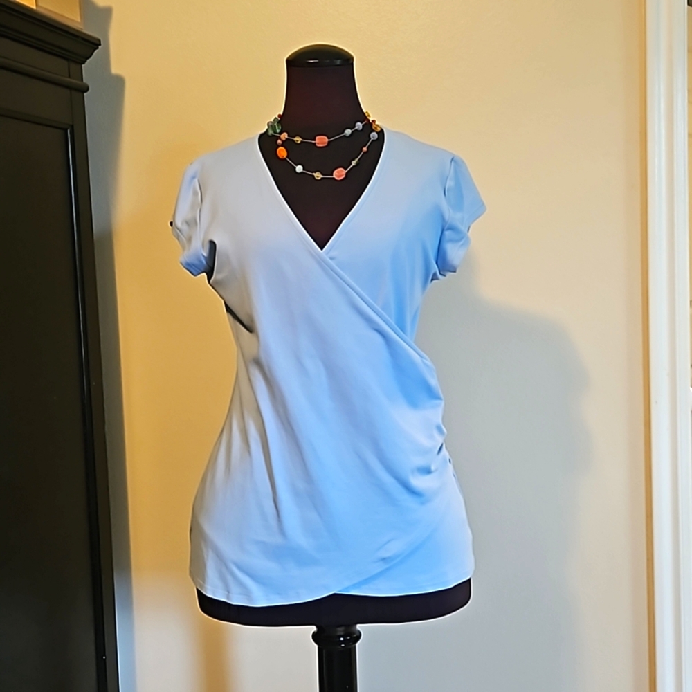 Excellent condition Long Elegant Legs shirt 6 tall

A2
